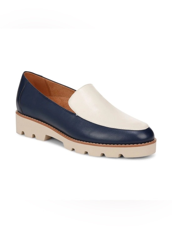 Vionic Shoes - VIONIC KENSLEY NAPPA LEATHER LOAFERS IN NAVY CREAM 8 W WIDE